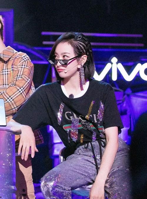 明星脏辫爆料视频下载,独家爆料视频幕后故事  第2张